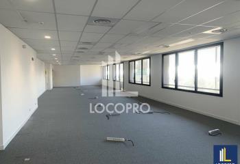 Location bureau NICE (06200) - 323 m² à Nice - 06000