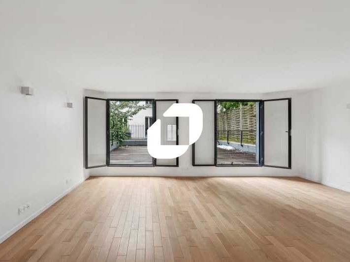 À deux pas du Parc Monceau, IMMPROVE vous propose