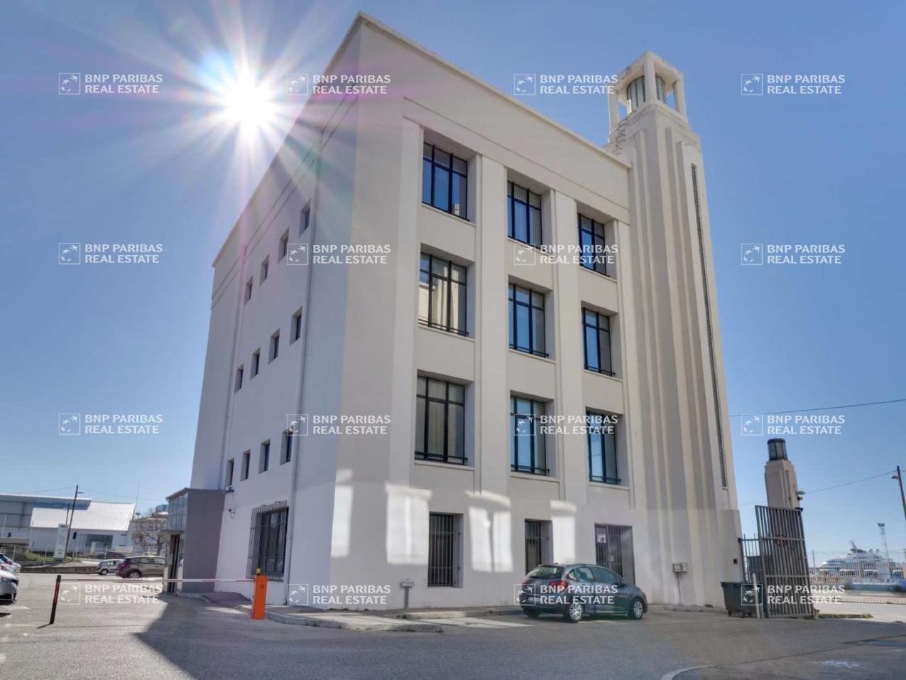 Location Bureaux 1114 m² non divisibles 13002 Marseille