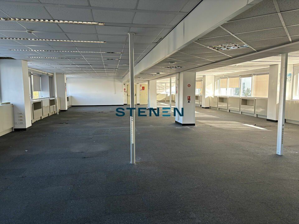 Location bureaux 2552 m² divisibles à partir de 900 m²