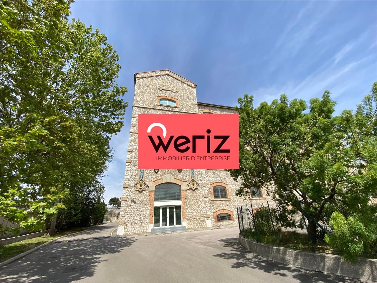 WERIZ vous propose un immeuble des bureaux au sei
