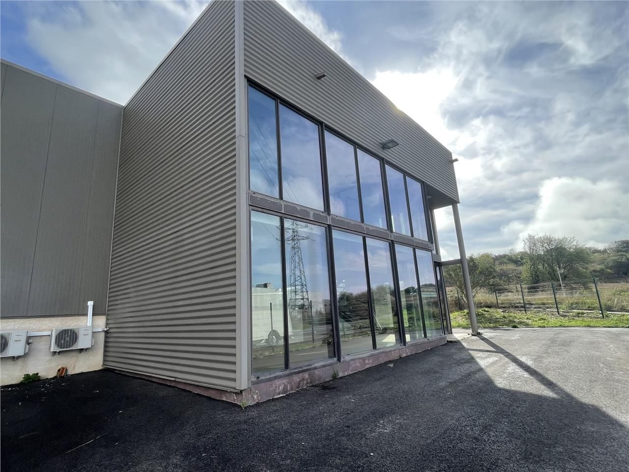 A Louer Local d'activités Frontignan, Zone Mas de