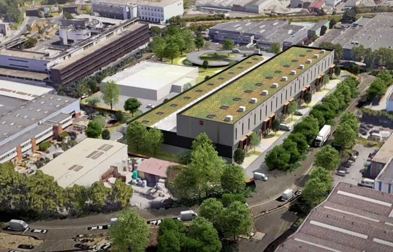 A proximité de Paris (3 kilomètres au Nord Est du