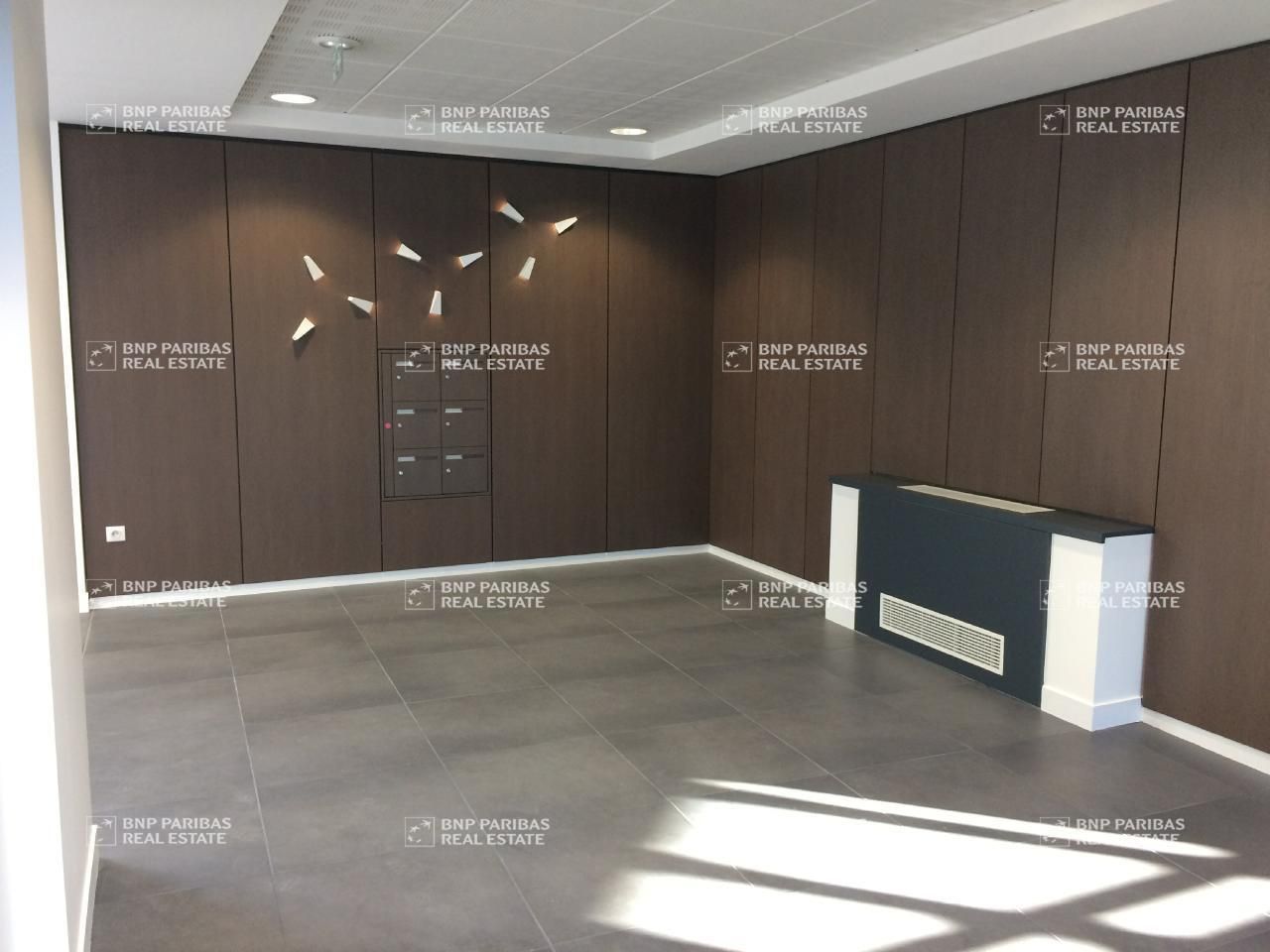 758 m² pour ce bureaux en location à Villeurbanne