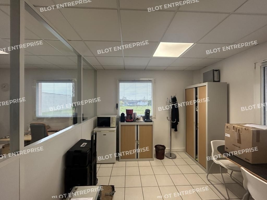 Location bureaux 98 m² non divisibles