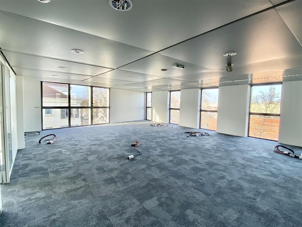 Vente bureaux 644 m² divisibles à partir de 313 m²