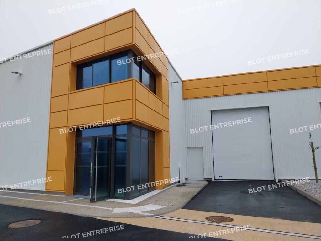 Location local commercial 454 m² non divisibles