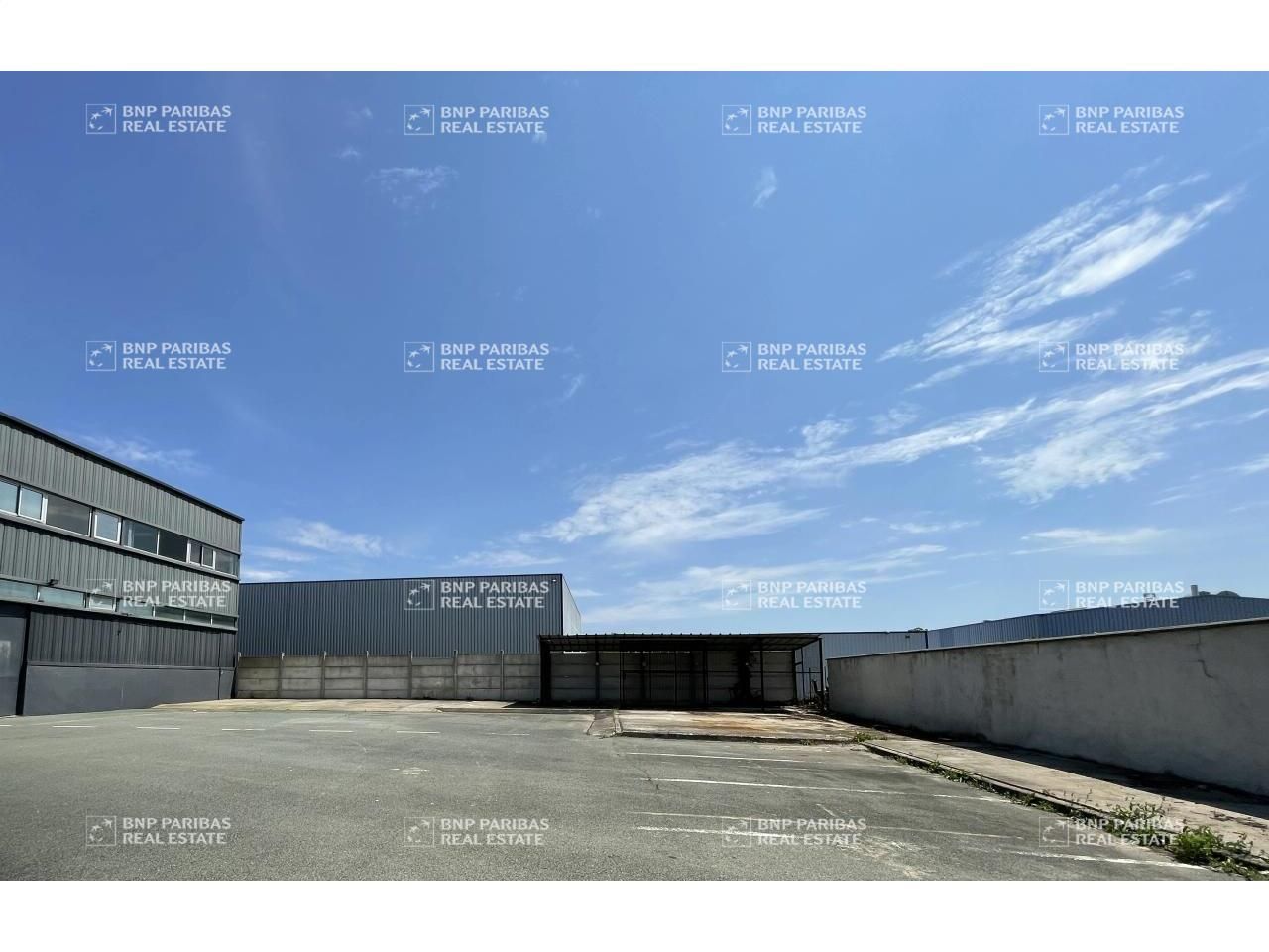 150 m² pour ce bureaux en location à Saint-jean-de-braye