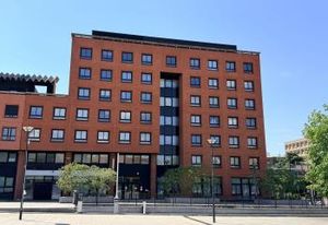 Location bureaux Evry-Courcouronnes - RER D, T12 et centre-ville