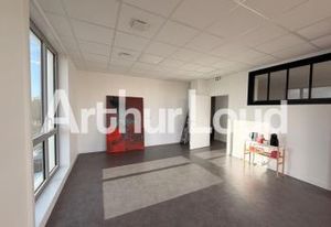 Bureaux à louer Fleury-sur-Orne - Proche Route d'Harcourt