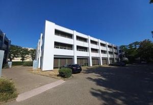 Location bureau - 183 m²