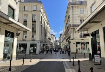 Local commercial à louer Nantes centre-ville - Transports en commun