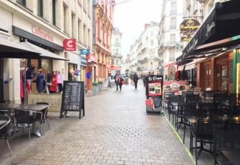 Local commercial à vendre rue des Carmes Nantes