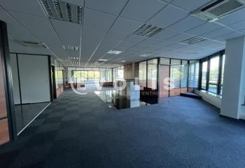 Location bureaux Bry-sur-Marne - Proche RER A et bus