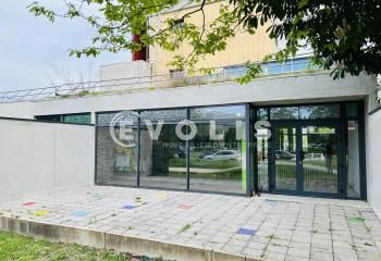 Local commercial à vendre Champs-sur-Marne - Proche RER A