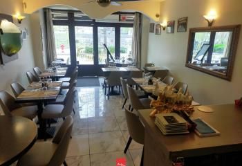 Pizzeria avec four à bois à vendre sur les quais de Grenoble