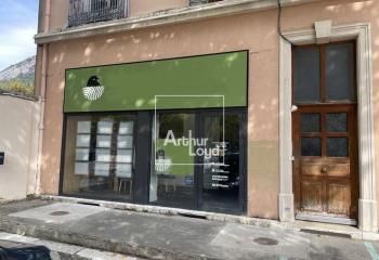 Bureaux à louer Grenoble Esplanade - Vitrine rénovée