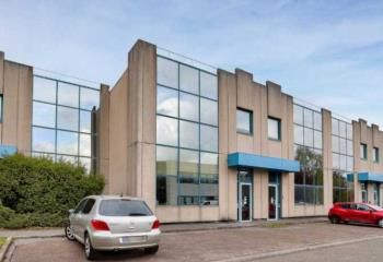 Locaux d'activité à louer La Verrière - Proximité A12 et N10