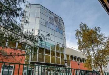 Vente bureaux Saint-Cloud, proche Seine, Tram et Métro