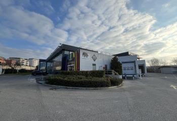 Location bureaux Marseille 11 - Proche autoroute A50, TER et bus