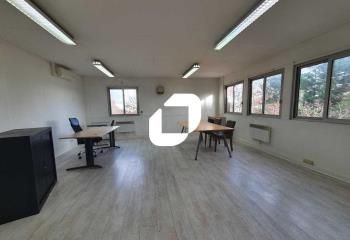 Location bureaux Neuilly-sur-Marne - Proche RER, route et autoroute