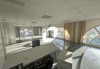 Location bureaux Poissy - Centre-ville, accès autoroute A13 et gare