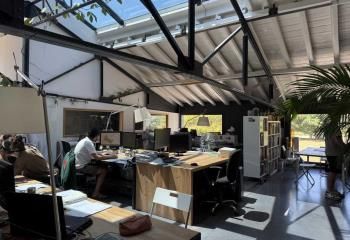 Bureaux à vendre Bordeaux - Quartier Bassins à Flot, proche Tram