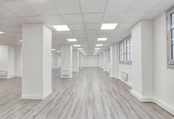 Location bureaux Paris 11 - Proche mairie et transports