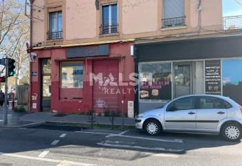 Local commercial à vendre Lyon 8 - Métro D et Tram T6