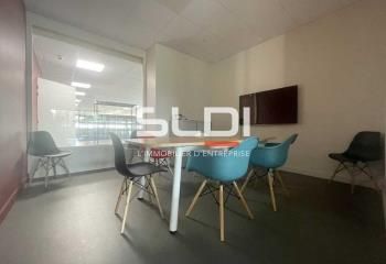 Location bureaux Champagne-au-Mont-d'Or - Proche bus et commodités