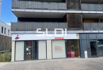 Local commercial à louer Sathonay-Camp - Proche transports