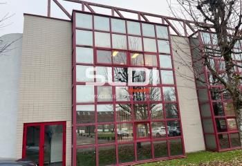 Location bureaux Le Creusot - 500 m² - Cadre moderne et fonctionnel
