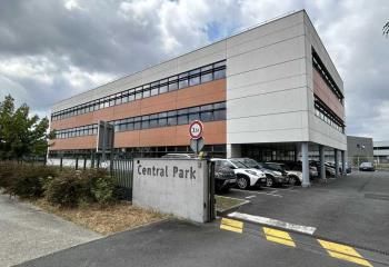 Location bureaux Villenave-d'Ornon - Proche sortie 17 rocade, bus et gare