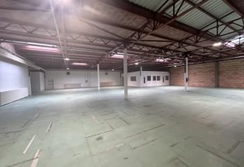 Atelier avec bureaux à louer Mâcon - Proche centre et accès autoroutes