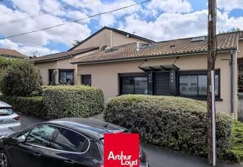 Location bureaux Neuville-sur-Saône - Proche gare SNCF et A46