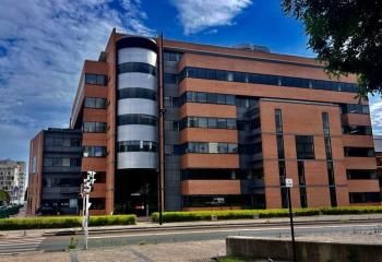 Vente bureaux Ivry-sur-Seine - Proche RER C et Métro Mairie d'Ivry