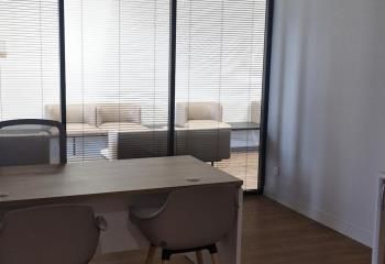 Location bureaux Bruges - Proximité TER, tramway et Polyclinique