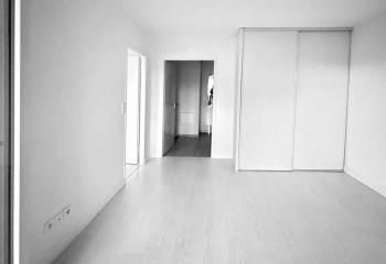 Location bureau Villenave-d'Ornon - Proche cinéma et centre commercial