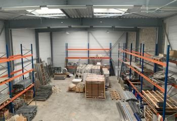 Local d'activités à vendre Descartes - Proche D910