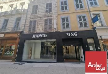 Local commercial à louer Montélimar centre-ville - Rue passante
