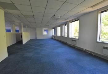 Vente bureaux Villepinte, Parc des Expositions, accès sécurisé et gardien