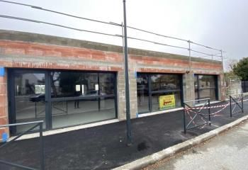 Location local commercial Fargues-Saint-Hilaire - D936
