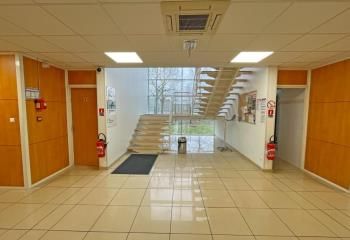 Location bureaux Castelnau-d'Estrétefonds, proche autoroute des deux mers