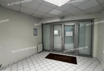 Location bureaux Betton - Proche gare et bus, accès PMR