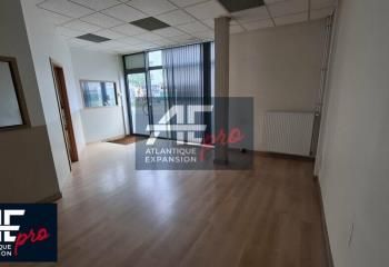 Local commercial à louer Saint-Nazaire - Entrée de ville