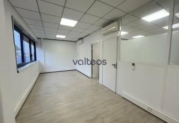 Location bureau Labège - Proche cinéma Gaumont et arrêt Village d'Entreprise