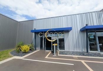 Local commercial à louer Thiers - Zone d'activité