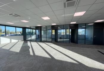 Location bureaux Villeneuve-la-Garenne - Proche Quais de Seine, Tram T1 et RER