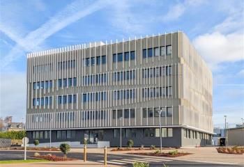 Location bureaux Saint-Brieuc - Proche voie express et centre hospitalier