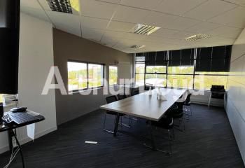 Location bureaux Hérouville-Saint-Clair - Proche transports en commun